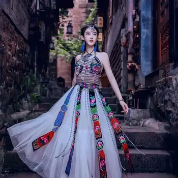 Платье национальности Мяо в китайском национальном стиле, повседневная одежда для путешествий, женский воротник, винтажный женский топ с вышивкой + юбка + пояс