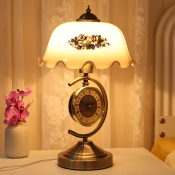 Ретро-европейская Стеклянная лампа, Часы в республиканском стиле, Декоративная Настольная лампа, Гостиная, Спальня, Прикроватная тумбочка, Настольная лампа