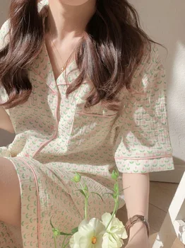 Корейская версия летней пижамы с цветочным рисунком для женщин, двухслойная хлопчатобумажная пряжа, удобные шорты с короткими рукавами, домашняя одежда