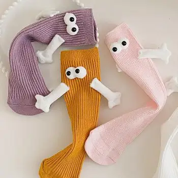 Магнитные носки для кукольной пары, Держащейся за руки, Мультяшные Милые Хлопковые Дышащие Удобные носки Для женщин, мужские носки