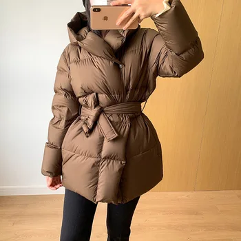 Пуховик женский 2023, новинка зимы, высококачественная утягивающая куртка средней длины с капюшоном, утолщенная теплая модная хлопковая куртка